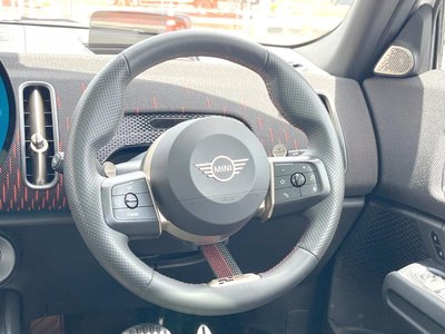 2024 MINI COOPER COUNTRYMAN photo 10
