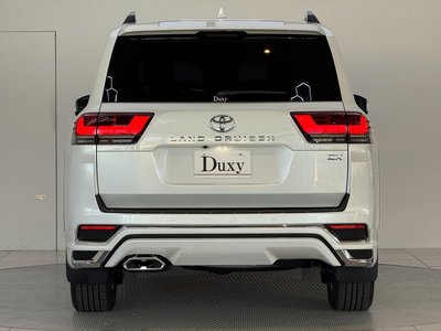 TOYOTA LAND CRUISER 300 - 5