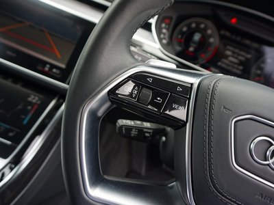 2025 AUDI A8 — миниатюра 34