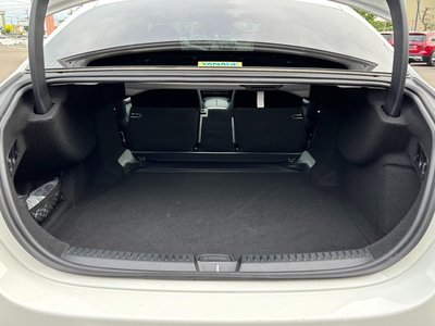 2025 Mercedes-BENZ E-CLASS — миниатюра 35
