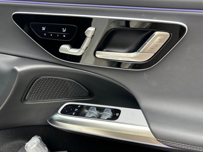 2025 Mercedes-BENZ E-CLASS — миниатюра 12