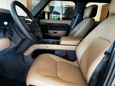 صورة مصغرة 11 لـ 2026 LAND Rover DEFENDER
