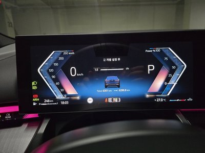 2024 BMW 5 SERIES photo 4