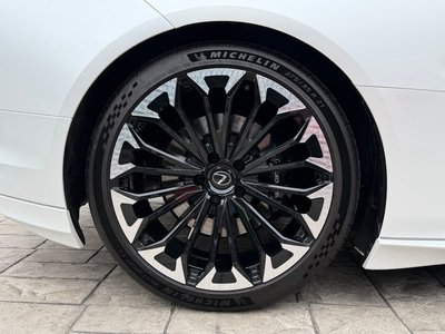 صورة مصغرة 42 لـ 2023 Lexus LC