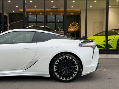 صورة مصغرة 53 لـ 2023 Lexus LC