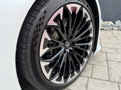 صورة مصغرة 11 لـ 2023 Lexus LC