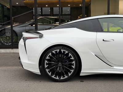 صورة مصغرة 60 لـ 2023 Lexus LC