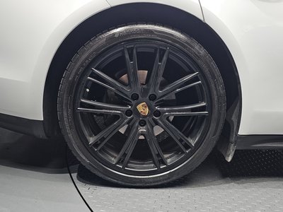 2018 Porsche PANAMERA 照片 6