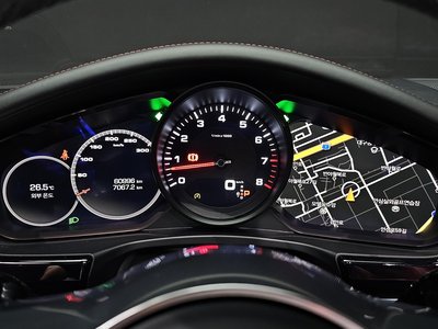 صورة مصغرة 11 لـ 2018 Porsche PANAMERA
