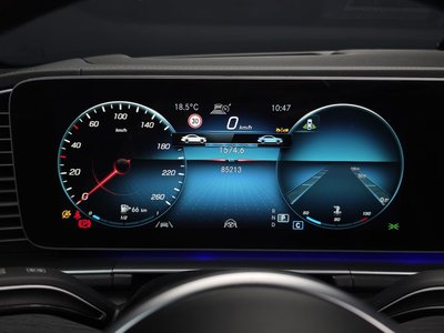 MERCEDES-BENZ GLS - 8