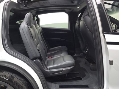 2023 Tesla MODEL X — миниатюра 12