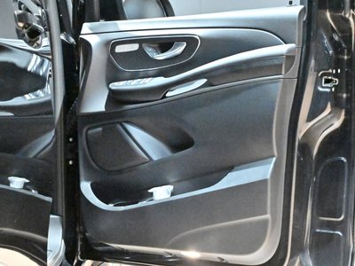 2021 Mercedes-BENZ V-CLASS thumbnail 50