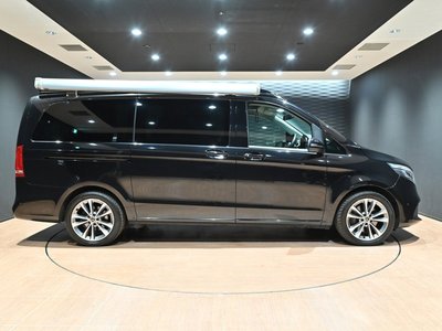 صورة 10 لـ 2021 Mercedes-BENZ V-CLASS