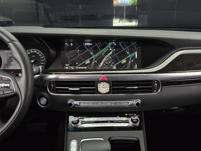 صورة مصغرة 13 لـ 2021 Genesis G90