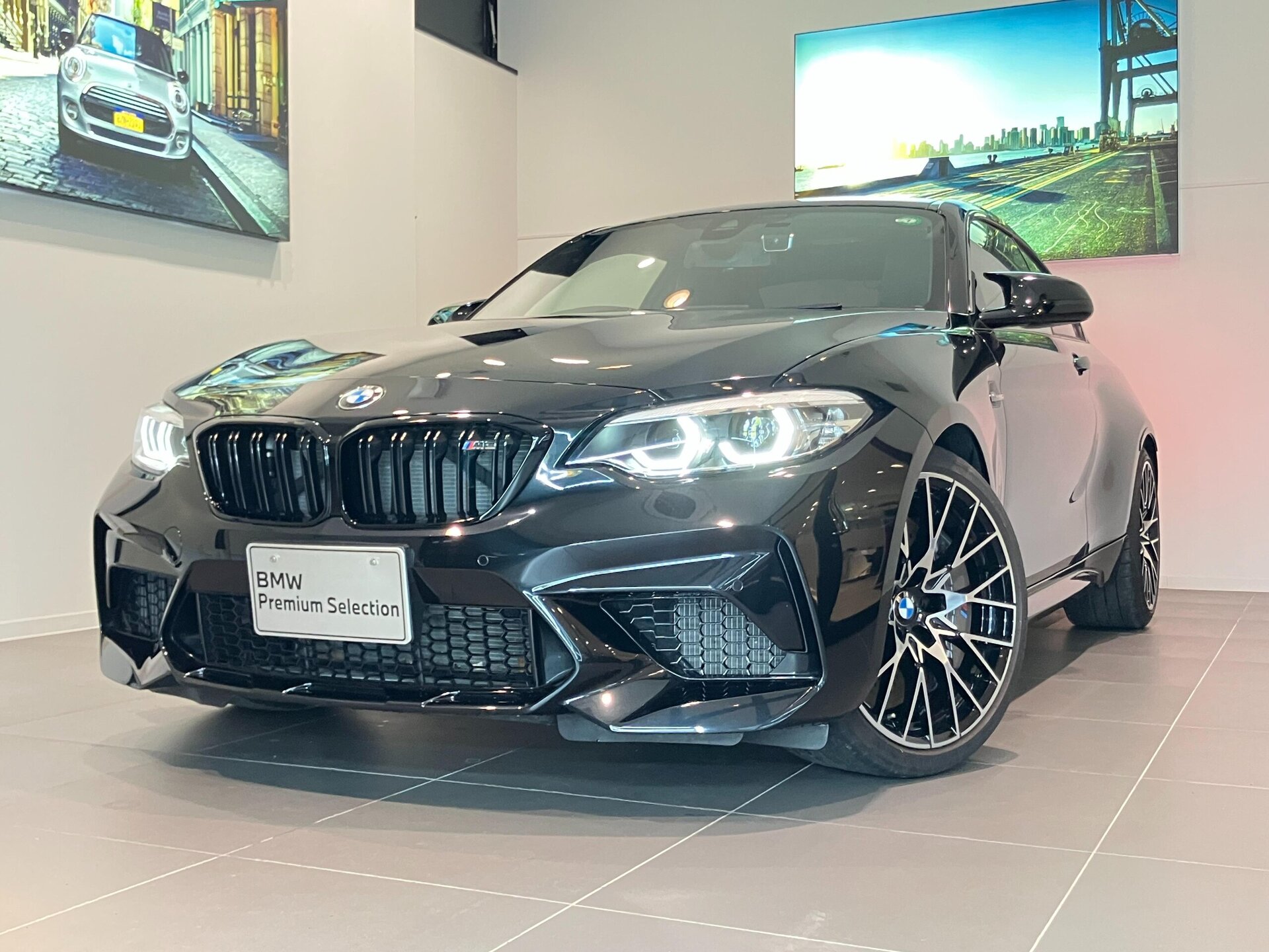 BMW M2 COMPETITION - View 1