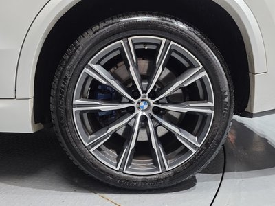صورة 8 لـ 2021 BMW X5