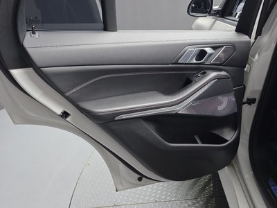 2021 BMW X5 — миниатюра 15