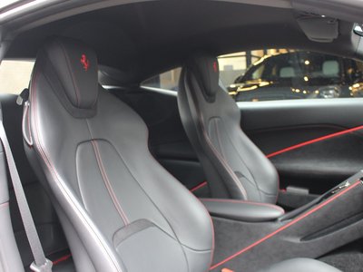 2021 FERRARI ROMA 缩略图 18