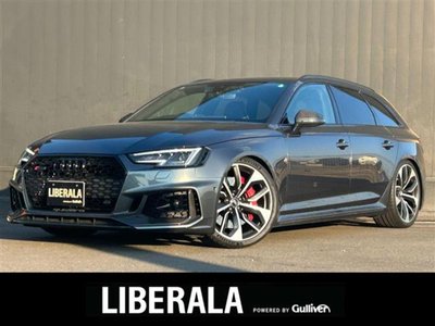 AUDI RS4 AVANT - 1