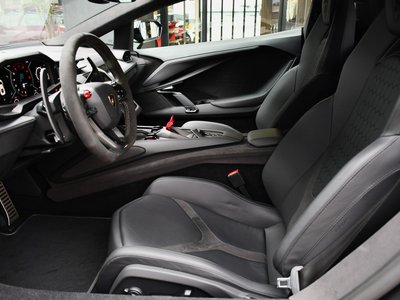 LAMBORGHINI REVUELTO - 6