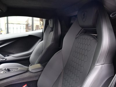 LAMBORGHINI REVUELTO - 7