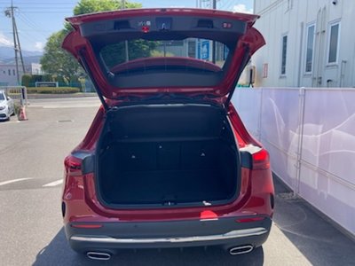 MERCEDES-BENZ GLA-CLASS - 10