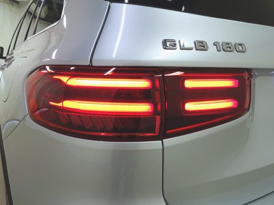 MERCEDES-BENZ GLB - 5