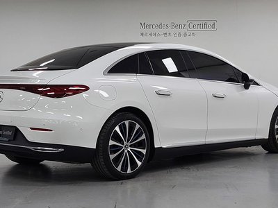 صورة 4 لـ 2022 Mercedes-BENZ EQE