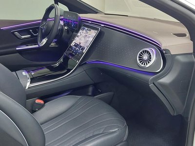 صورة مصغرة 11 لـ 2022 Mercedes-BENZ EQE
