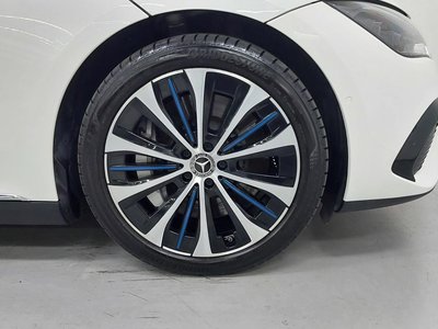 صورة 6 لـ 2022 Mercedes-BENZ EQE