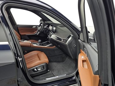 2022 BMW X7 thumbnail 16