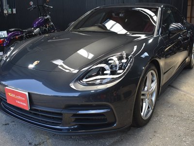 PORSCHE PANAMERA - 3