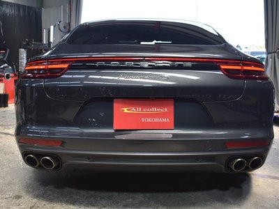 PORSCHE PANAMERA - 8