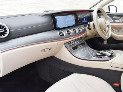 MERCEDES-BENZ CLS-CLASS - 8