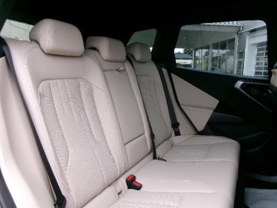 صورة مصغرة 43 لـ 2025 BMW X3