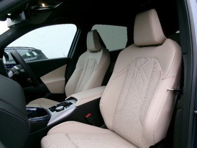 صورة مصغرة 46 لـ 2025 BMW X3
