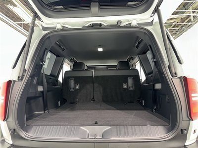 2025 Toyota LAND CRUISER 250 — миниатюра 35