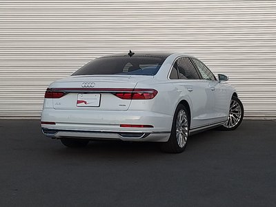 AUDI A8 - 7