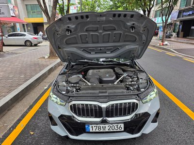 2024 BMW 5 SERIES — фото 7