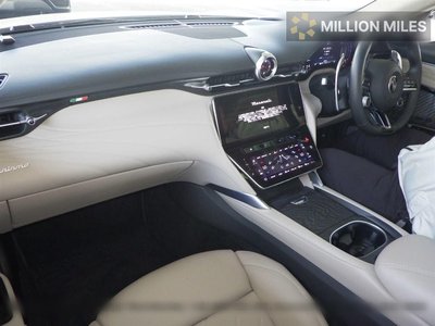 MASERATI GRANTURISMO - 3