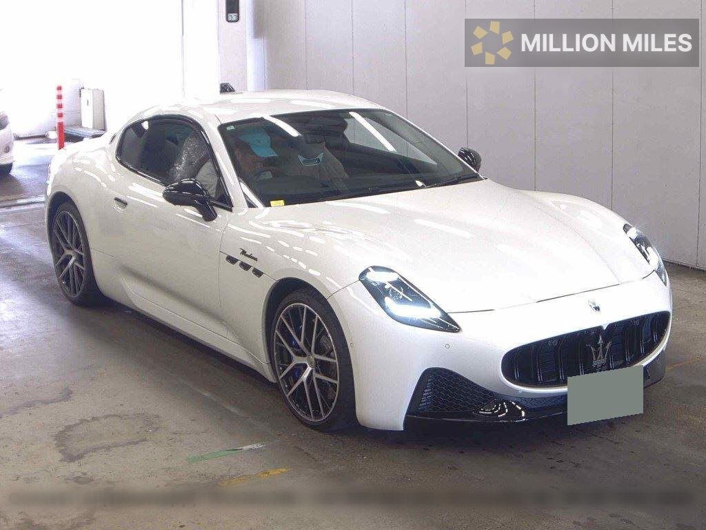MASERATI GRANTURISMO - View 1