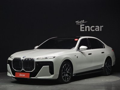 BMW 7 SERIES - 1