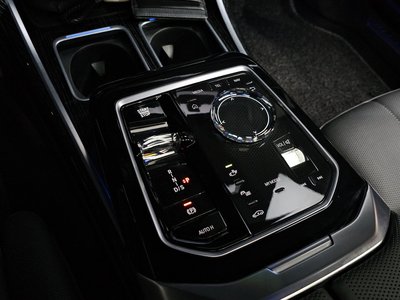 صورة مصغرة 12 لـ 2025 BMW 7 SERIES