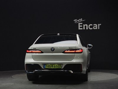 BMW 7 SERIES - 4