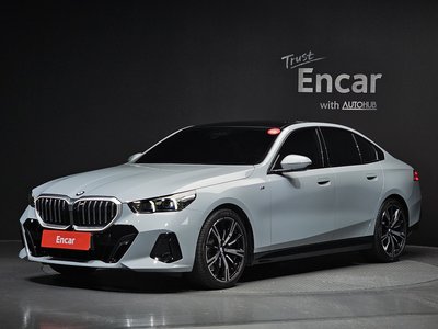 BMW 5 SERIES - 1