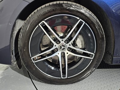 MERCEDES-BENZ E-CLASS - 6