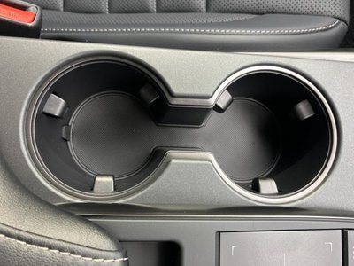 2023 Lexus IS — миниатюра 13