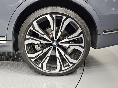 2023 BMW X7 照片 8