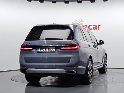 2023 BMW X7 照片 3