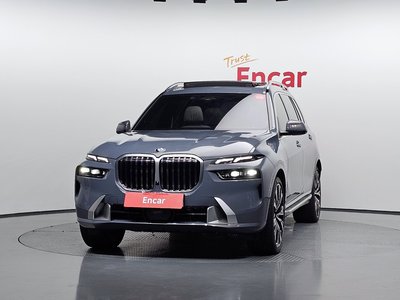 2023 BMW X7 照片 2